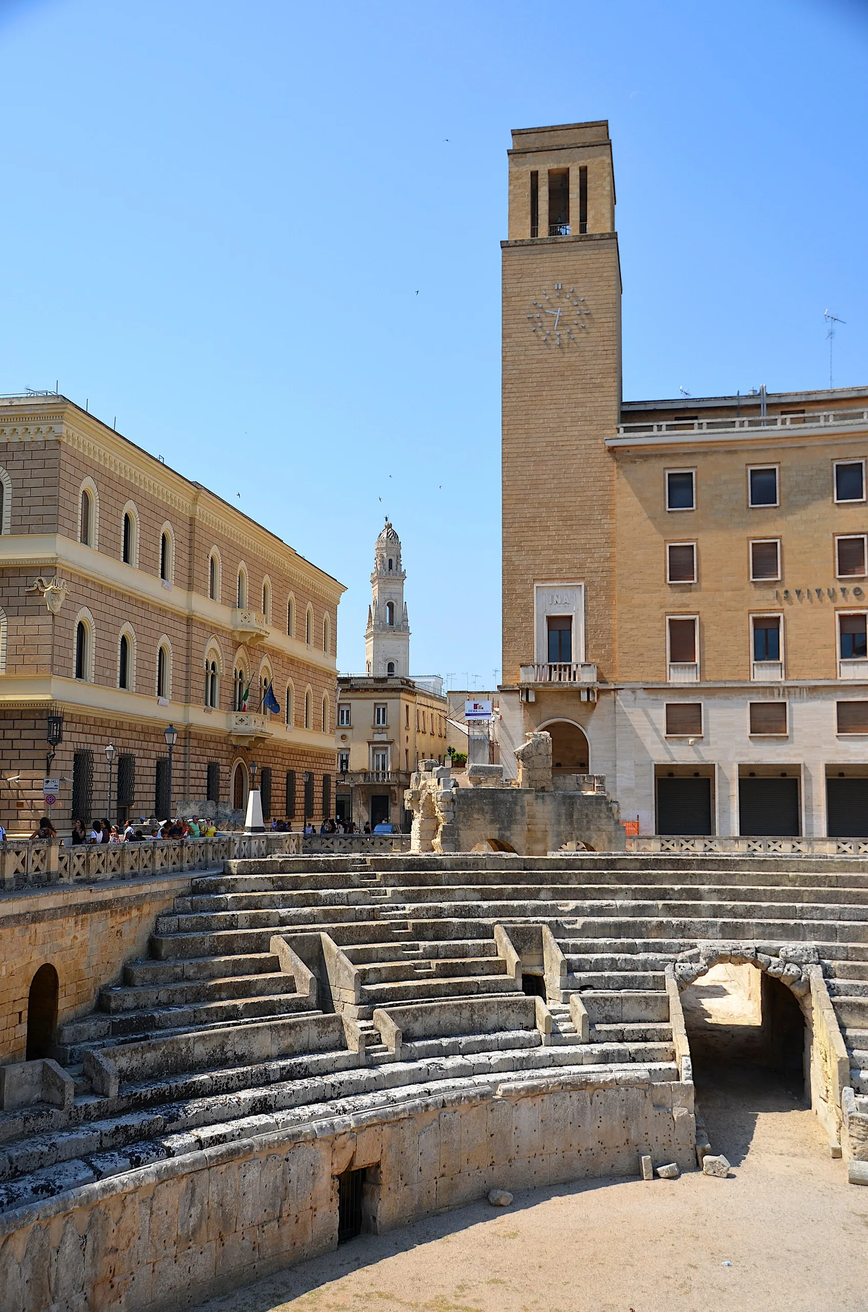 Le gradinate dell'anfiteatro romano in piazza Sant'Oronzo a Lecce